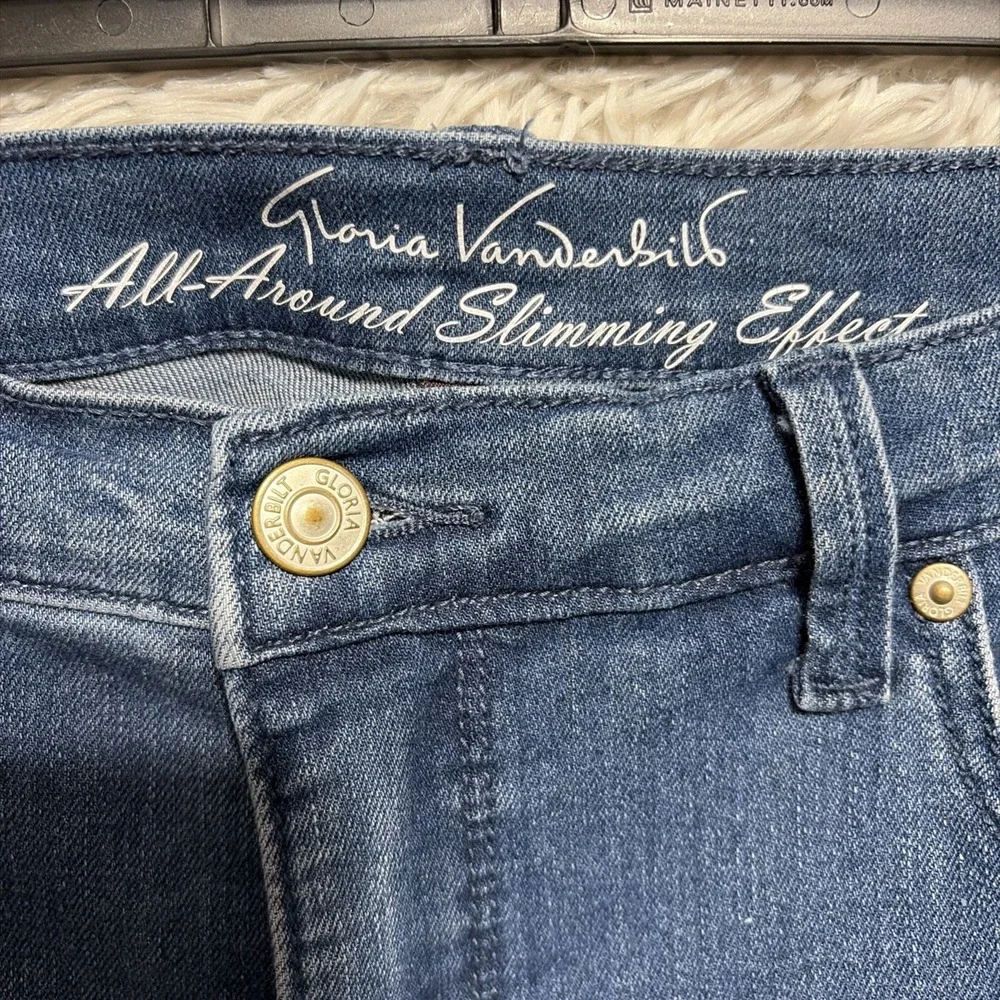 Gloria Vanderbilt these gloria
